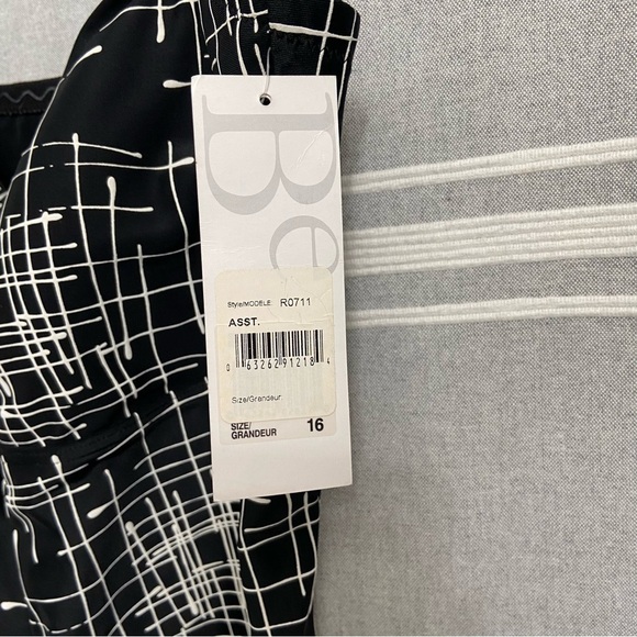 NWT BE CREATIVE / Black & White Tankini Swim Top Size 16 - Picture 12 of 12